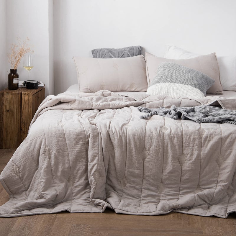 ANNA.Z HOME Queen Quilt Bedding Set â€“ Light Weight, Breathable, Ultra-Soft, Allover Geometric Diamond Stitched Embroidery, Beige Queen Bedding Quilt Set for All Seasons. (Feather Gray, Queen Set) - Image 2